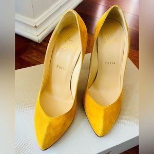 Christian Louboutin Suede heels, Size 38 fit like a 7.5